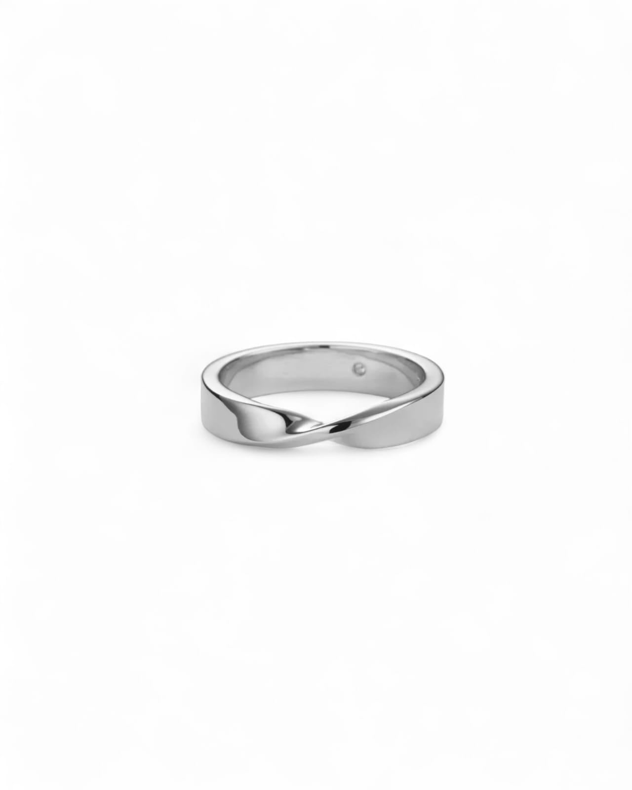 Simple Fashion Designed Circle Ring